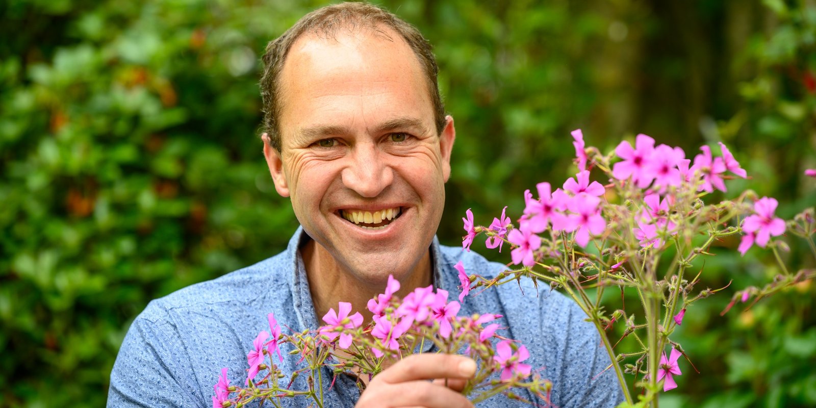 Peter Dowdall Irish garden designer offering expert planting plans and consultations