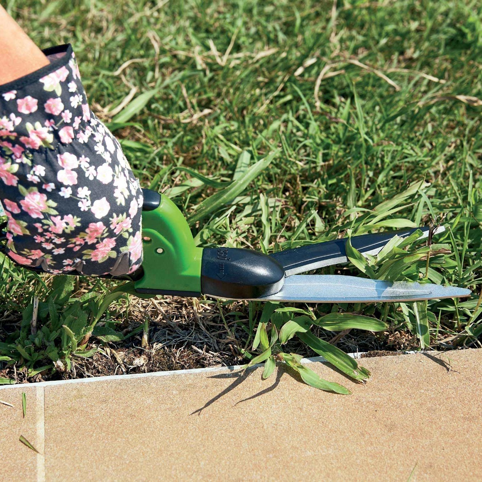 Wavy Blade Grass Shears - The Irish Gardener Store