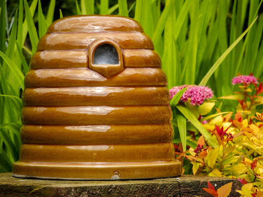 Ceramic Bumblebee Nester - The Irish Gardener Store